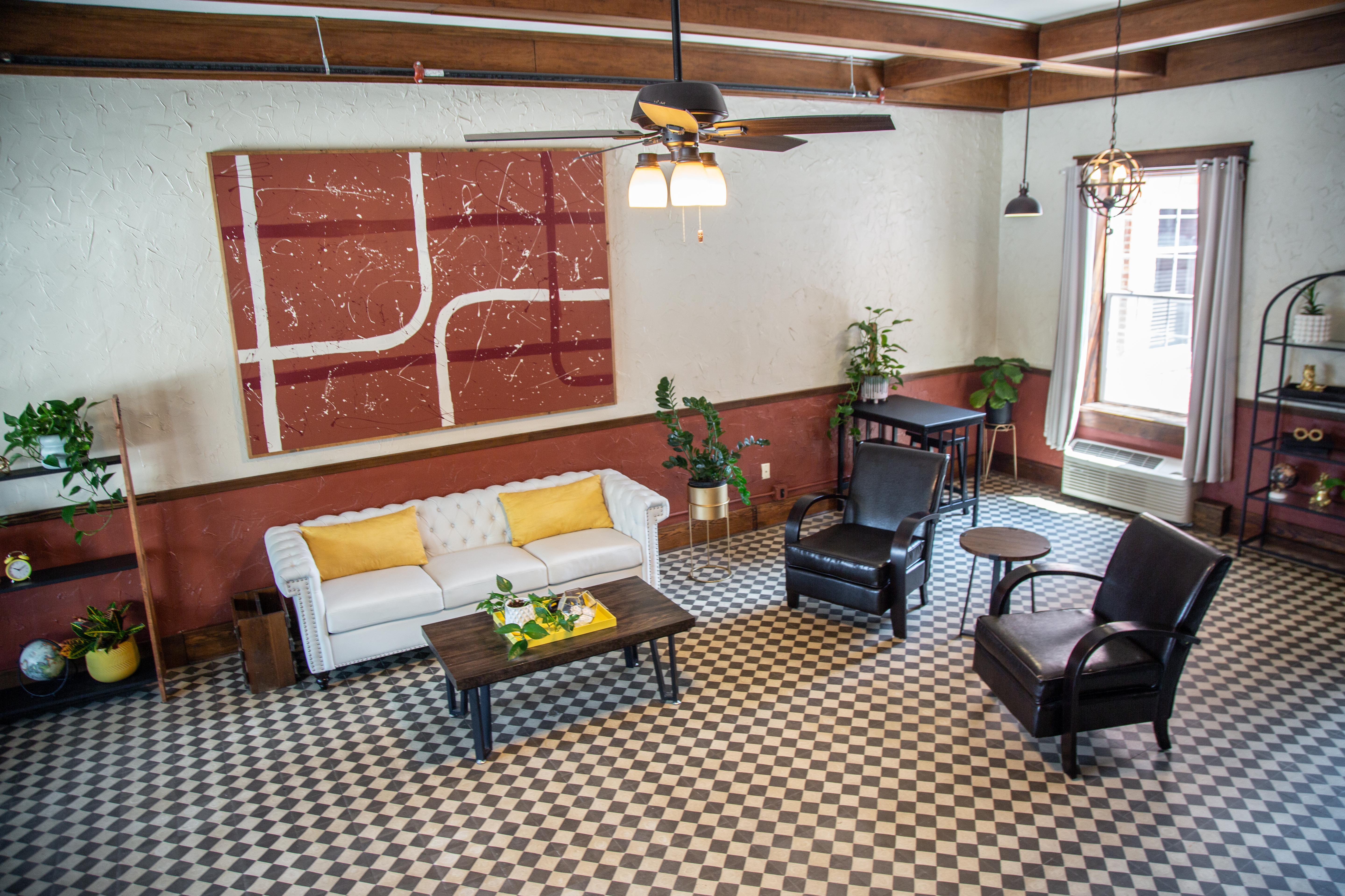 Sandhills Suites — gallery preview 2